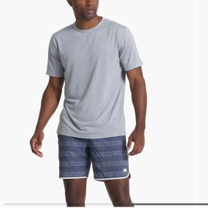 Vuori Men’s Zephyr Performance Tee, L, gray